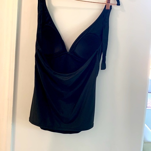 Black Tankini Bathing Suit Top  Size 16 very small for a size 16 - Picture 4 of 15